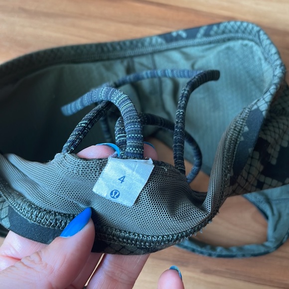 Camo Lululemon sports bra!! - Picture 3 of 3